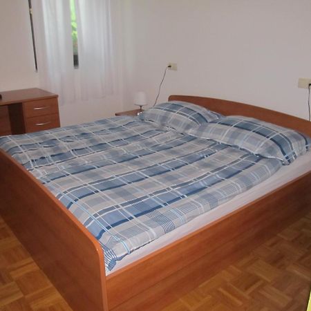 Villa Tourist Farm Ljubica à Poljane nad Škofjo Loko Chambre photo
